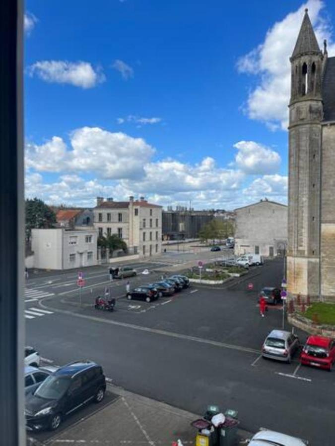 Charmant T2 - Plein Centre Ville Niort Exterior photo